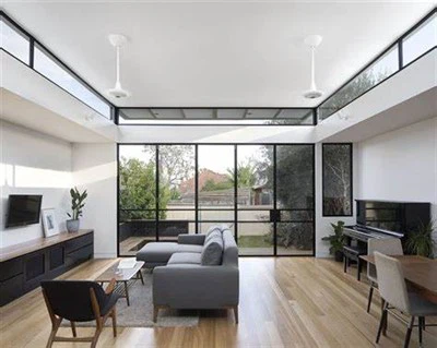 Katlama eshigi metall